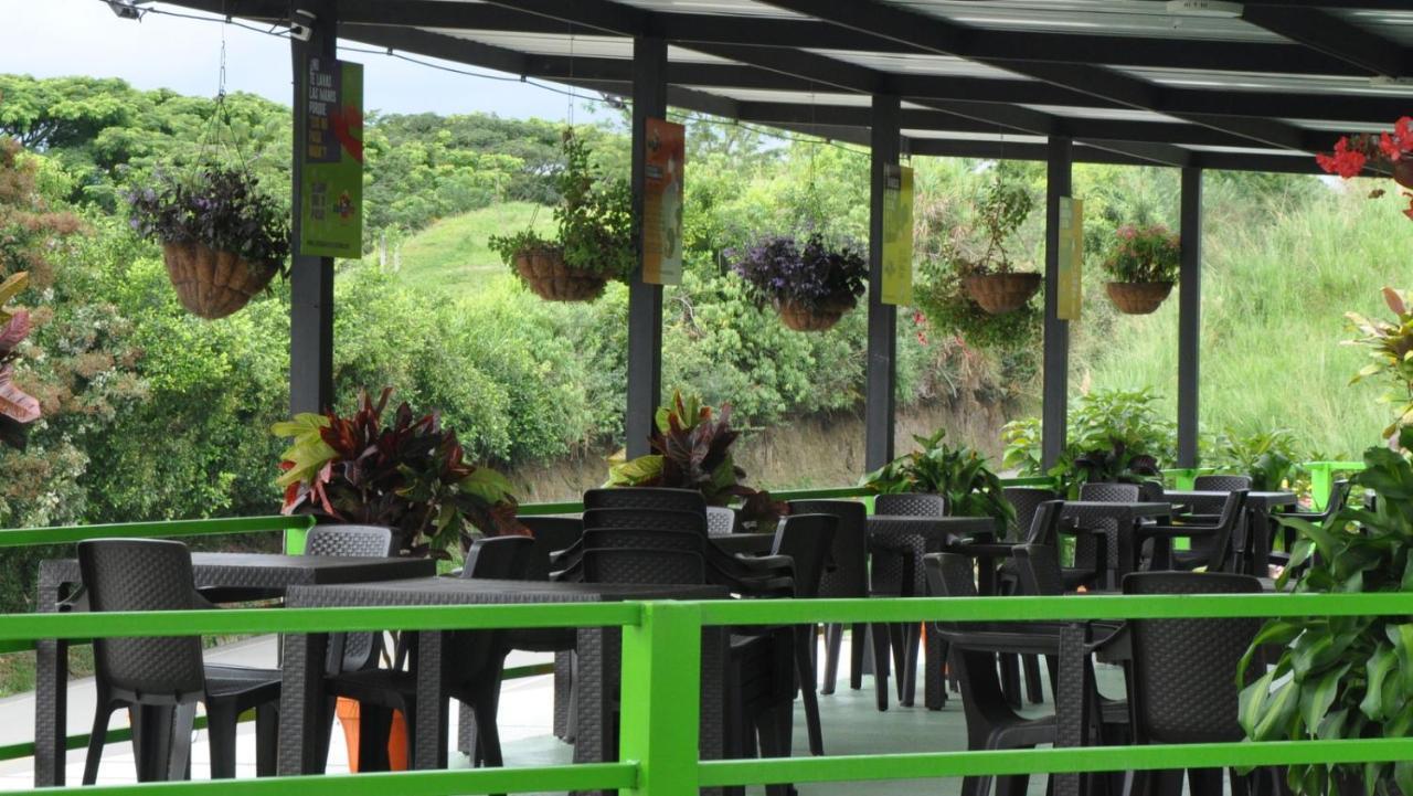 Glamping - Calochorno Hotel Alcalá Eksteriør billede