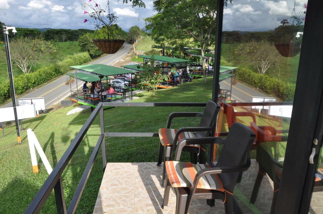 Glamping - Calochorno Hotel Alcalá Eksteriør billede